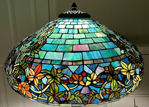 Lampadario a sospensione vintage 22,5" paralume in vetro colorato stile Tiffany 3 luci vite usato in ottime condizioni! - Foto 3 di 11