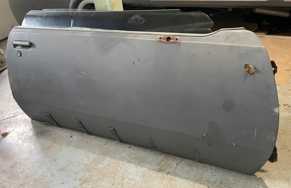 Oldsmobile Cutlass Door 1981-1988 lado del pasajero derecha GM Foto 2 de 3