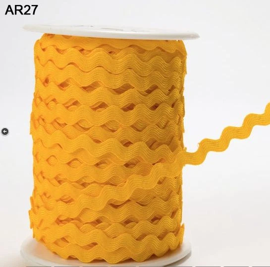 Ric Rac Trim 1/4” - Cinta May Arts - Dorado/Amarillo AR27 - 5 YARDAS. Foto 1 de 1