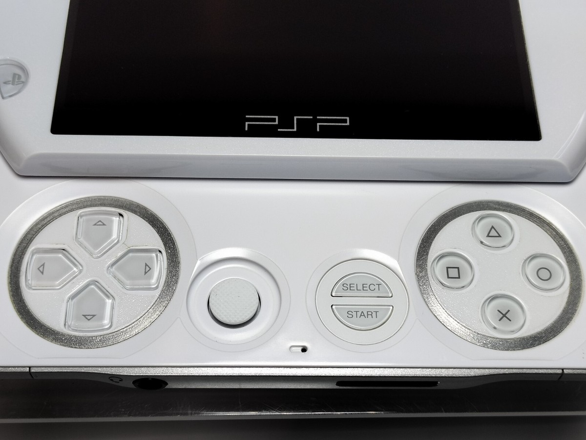 SONY PSP-N1000 PB PSP GO PlayStation Portable Console White