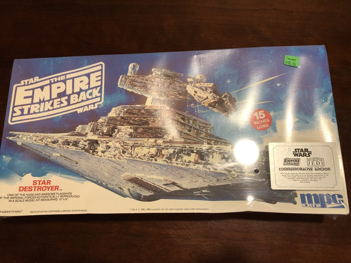 New 1989 Star Wars Empire Strikes Back Star Destroyer Model New 1989 Star Wars Empire Strikes Back Star Destroyer Model