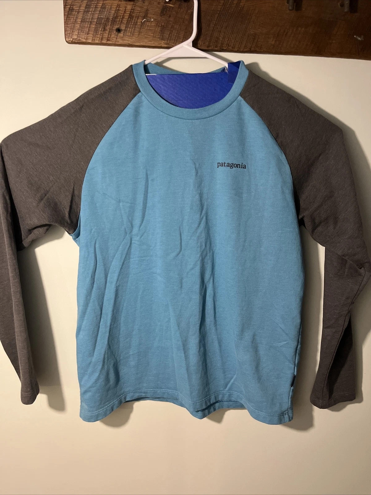 Patagonia Organic Cotton Shirt Mens Large Gray/Teal Blue Long Sleeve Crew Neck