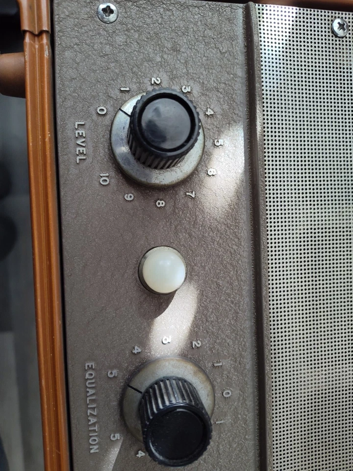 Amplificador de potencia Ampex 620 de colección integrado en una maleta/estuche de transporte Foto 4 de 4