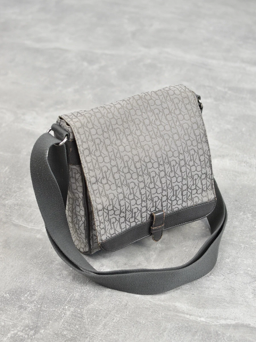 Calvin Klein Crossbody Bag - One Size - Grey - Women