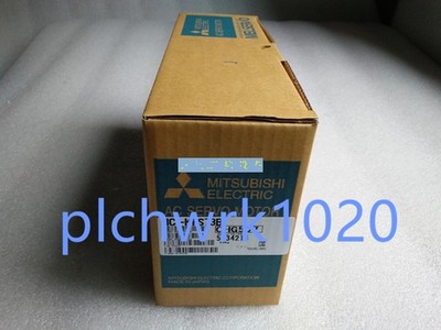 1 PCS NEW IN BOX   Servo Motor HC-MFS73B HCMFS73B *cm