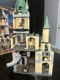 LEGO Harry Potter 4709 Hogwarts Castle 100% Complete W/Box & Instructions 