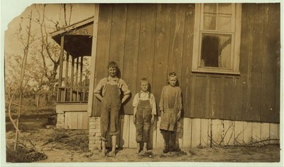 William,Anna Belle,Garland Carter,Elizabethtown vicinity,Kentucky,Lewis W. Hine