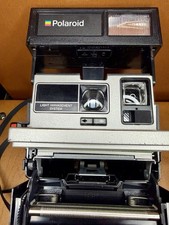 Vintage Polaroid Sun 600 LMS Instant Film Camera Black Built-in Flash with Strap