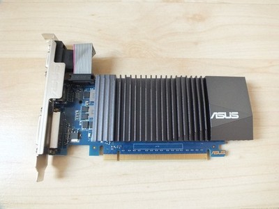 NVIDIA GeForce GT 710 Grafikkarte 2GB GDDR5 DVI VGA HDMI PCIe guter Zustand