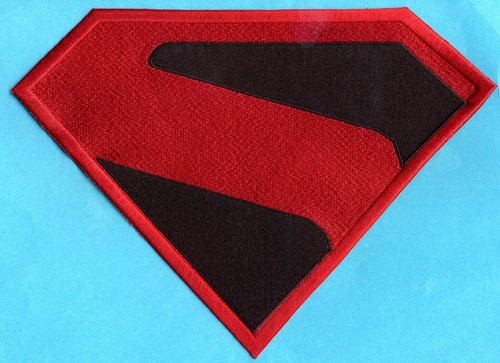 7.8" x 11.7" XL Red & Black Fully Embroidered Superman Kingdom Come Chest Patch - Picture 2 of 3