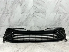 2018-2020 TOYOTA CAMRY GRILLE ASSEMBLY OEM FRONT LOWER BUMPER GRILL 53102-06240