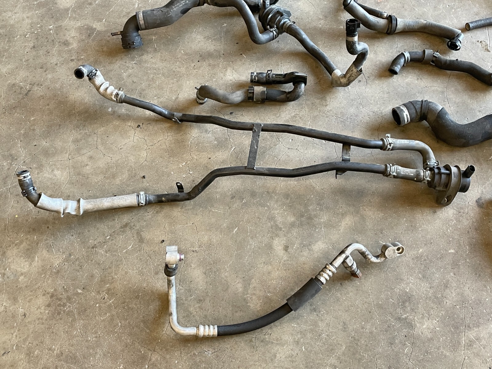 2003-2007 Bentley Continental GT AC Cooling Coolant Hose Tube Set 6.0L 1577 OEM