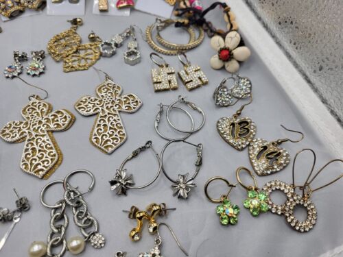 Jewelry Lot All pieces Wearable! 50 Pieces Earrings | Pendants- Lots Of Pieces! - Picture 6 of 10