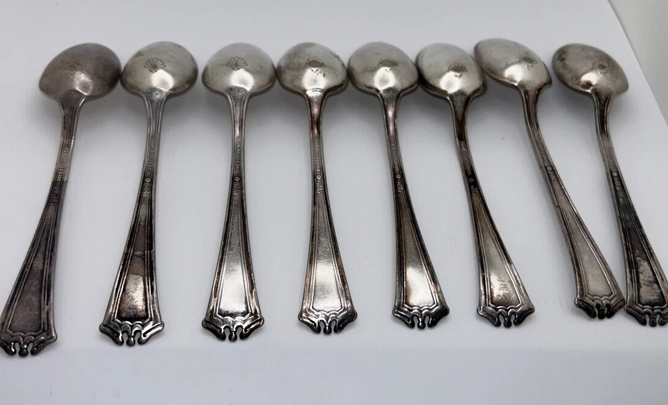 1847 Rogers Bros. Continental Silverplate XS Triple Set Of 8 dinner Spoons 1914 - Image 3 of 4