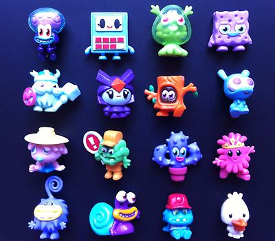 MOSHI MONSTERS Serie 5   Ultra Rare Set 16   Snozzle Wobbleson Splutnik Cosmo B