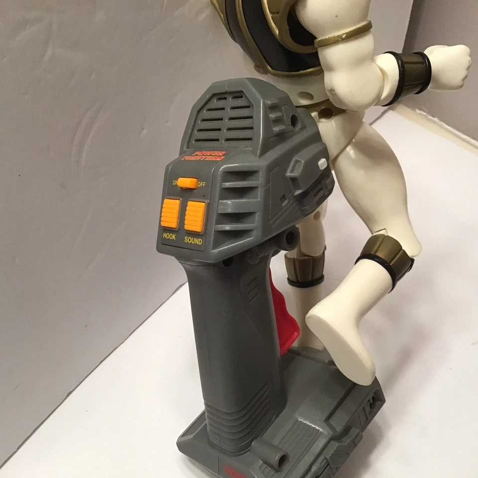 1995 Tiger Electronics Power Fighters Tested Work Some Moveable When Button Push - Image 3 of 4