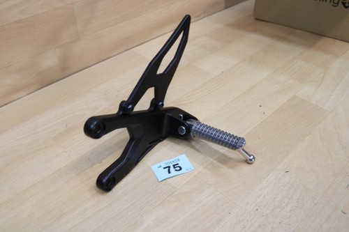 Yamaha YZF 1000 R1 Left Front Footrest & Bracket Oem 2015 - 2024 R1M Unused - Picture 6 of 24