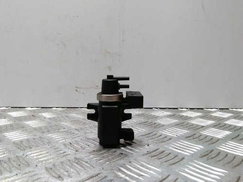 BMW 5 Touring E39 Vakuumventil 2247906 2.50 Diesel 1999 28407975