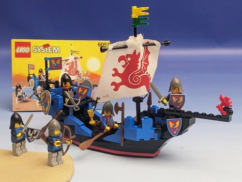 LEGO Knights 6057 Single Mast Sea Dragon Castle Black Knights Sea Serpent + BA