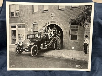 Clearwater FL Fire Dept 1911 Fire Engine & Crew Photo 8x10 Firefighters Florida