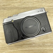  N MINT Fujifilm X Series X-E2 16.3MP Digital Camera - Silver Body Only 