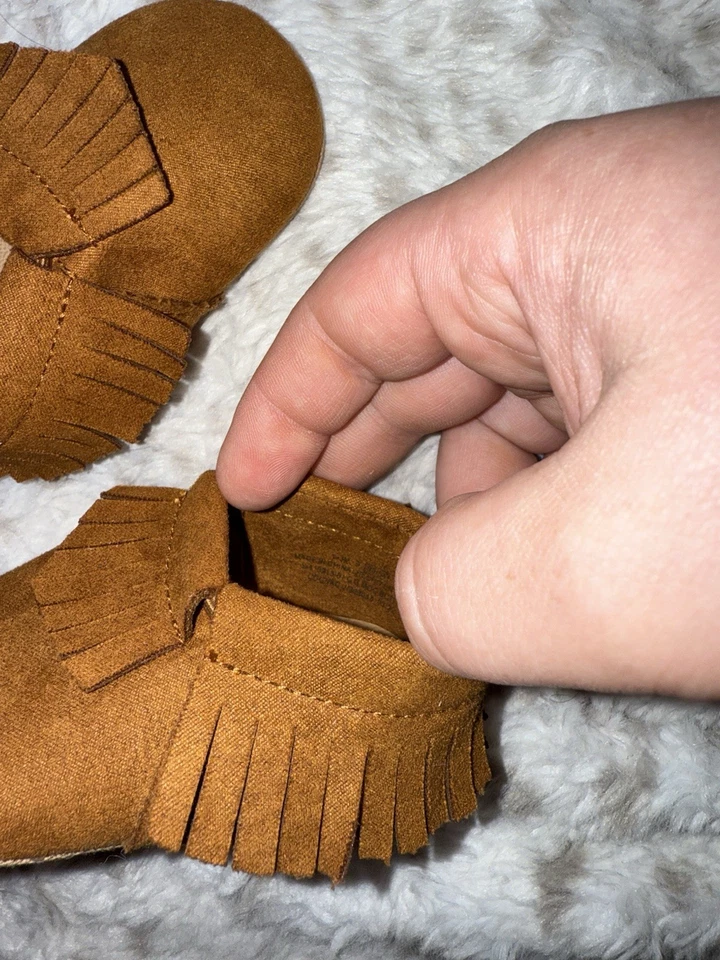 Мокасины для младенцев старые темно-коричневые размер 3-6 месяцев - Изображение 3 из 3