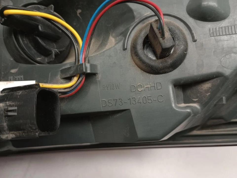 Ford Mondeo V BA7 orig Rückleuchte links aussen LED vor Facelift Bj 2015 - Bild 3 von 4