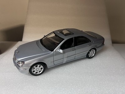 マイスト　メルセデスベンツSクラス　1998 MAISTO 1/18 Scale 1998 MERCEDES-BENZ S-CLASS”Limited Edition