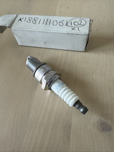Genuine Kia Rio Pride Mentor 1.3 Spark Plug | 18811 11051 - Picture 2 of 5