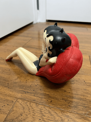 RARE Betty Boop Laying on a Heart Cushion KFS 2007 Figurine | eBay