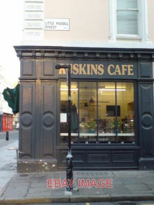 FOTO LONDON RUSKINS CAFE MUSEUM STRASSE BLOOMSBURY AN DER ECKE VON LITTLE RUSS