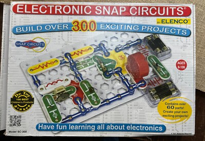 Elenco Snap Circuits SC300 Electronics Kit- 100% complete w/ 2 books. 2012