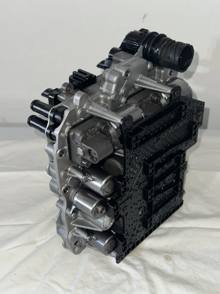 2017-2018 AUDI A3 (8V) 2.0L AUTO AUTOMATIC TRANSMISSION (SWW) VALVE BODY (FWD) - Image 3 of 4