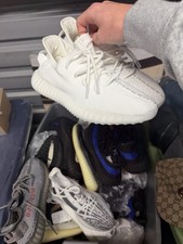 adidas Yeezy Boost 350 V2 Cream White/Triple ...