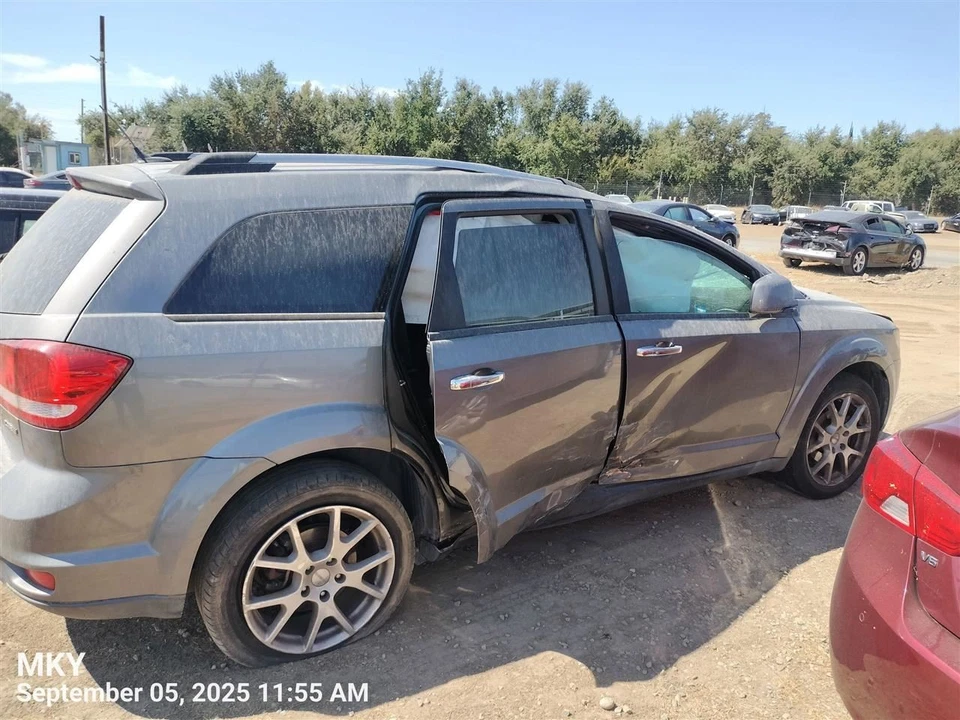 ENGINE FUSE BOX 2012 DODGE JOURNEY — 第 4/4 张图片