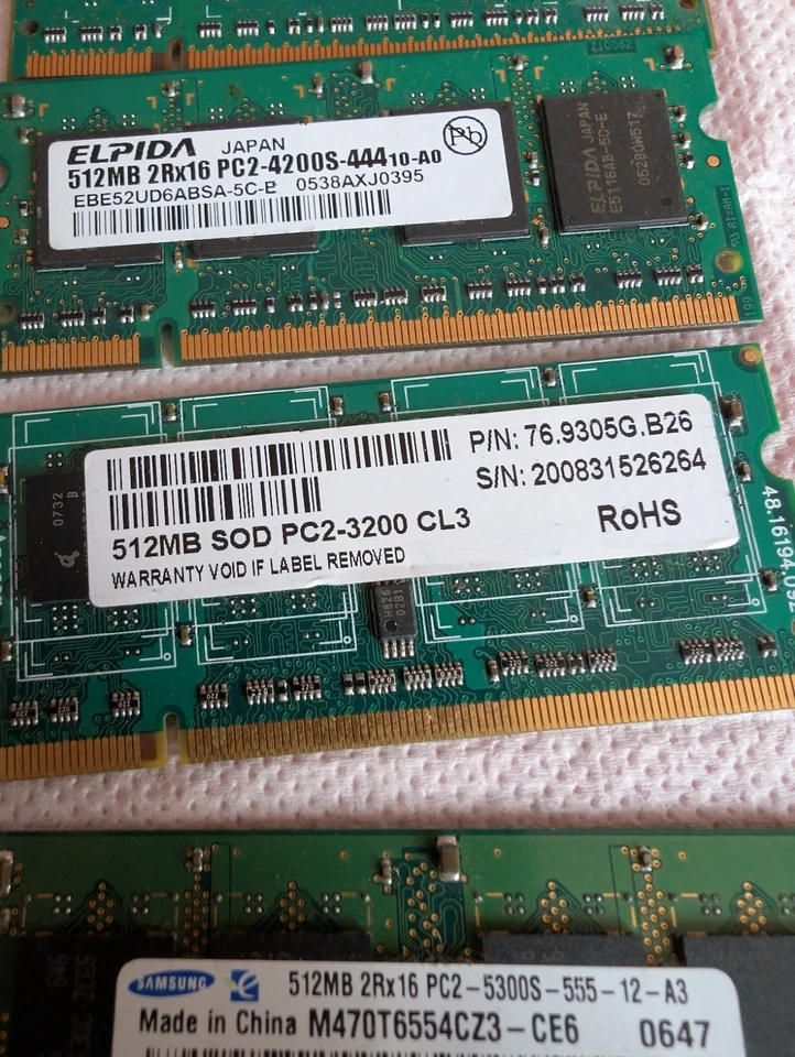 Bundle of 4pcs DDR2 RAM, 4x 512mb different, please read description  - Image 4 of 4