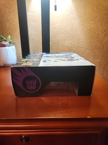 Hasbro Transformers Generations Titans Return Action Figure, Purple - C2397AS0 - Picture 5 of 9