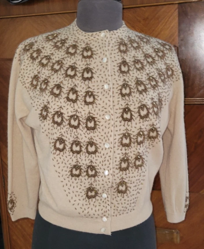 100% Cashmere Vintage Sweaters for Women Just Listed 2026