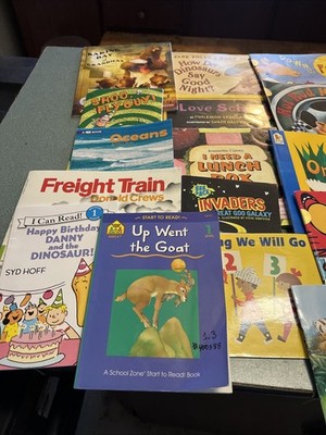 Lot of 34 Accelerated Level 1st Grade Books MIX