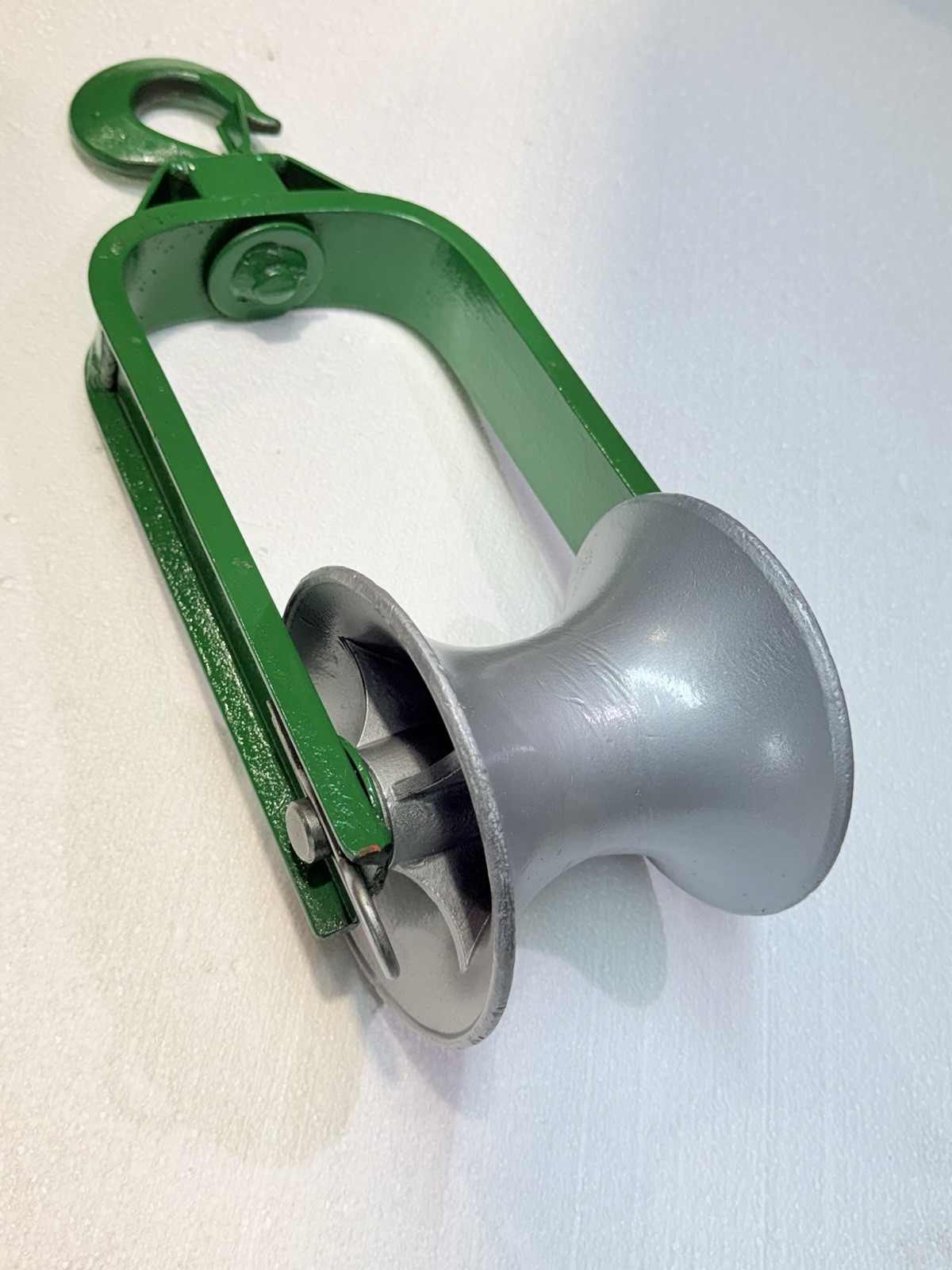 Greenlee 650 Cable Puller Sheave Hook For Cable Tugger - 6” BG7
