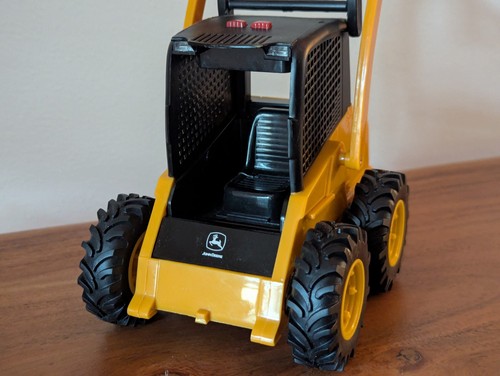 ERTL John Deere Toy Skid Loader Skid Steer With Lights & Sounds Farm Toy MINT - Picture 2 of 6