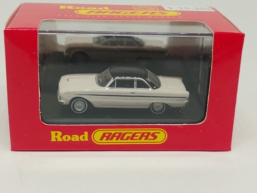 Road Ragers scala 1:87 HO bianco alpino con tetto nero onice 1964 XM Falcon Coupè