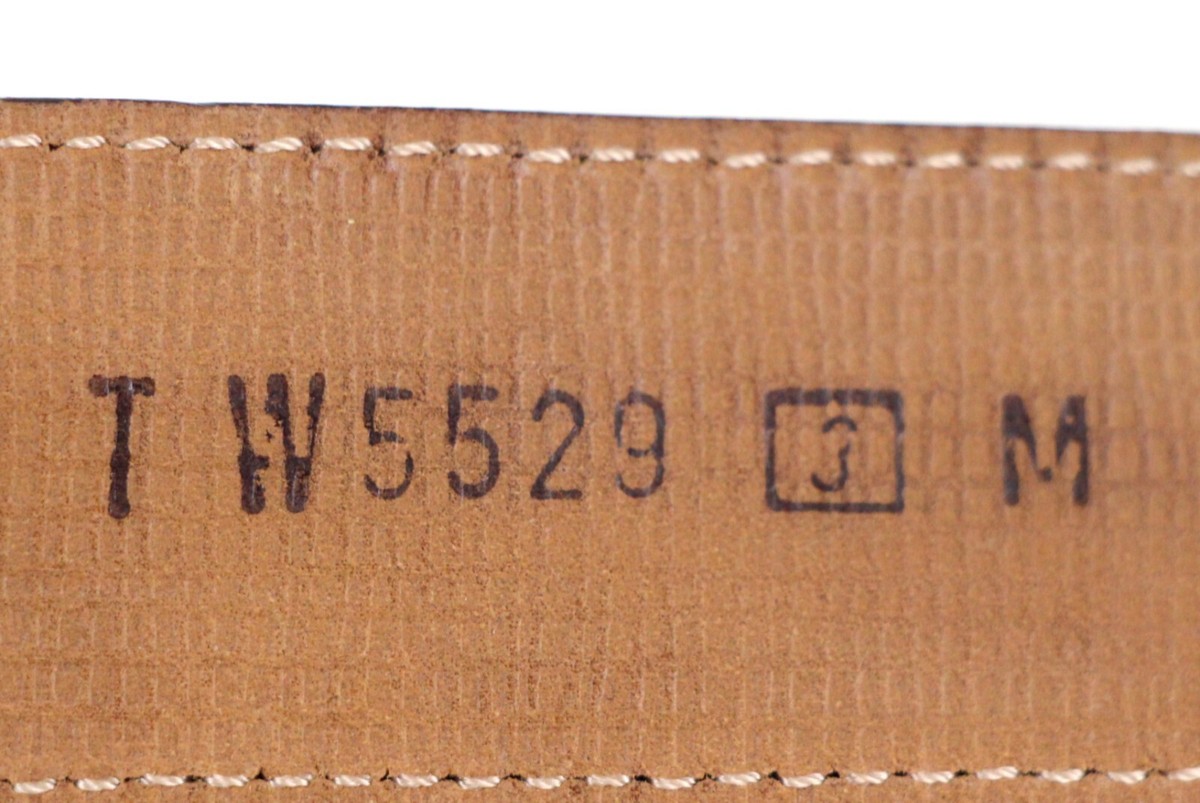 Tommy Bahama Spain TAN BROWN GENUINE LEATHER 1 1/8\