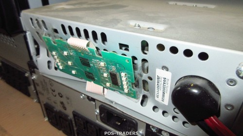 APC SUA2200RMI2U 2200 VA 1980 Watts 9 prises onduleurs intelligents - étui batterie plié - Photo 2/4