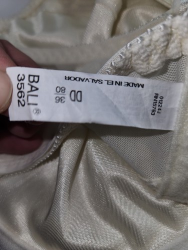 BALI Minimizer Satin Tracings Comfort Strap Underwire Bra 3562 Ivory 36DD B237 - Picture 3 of 3