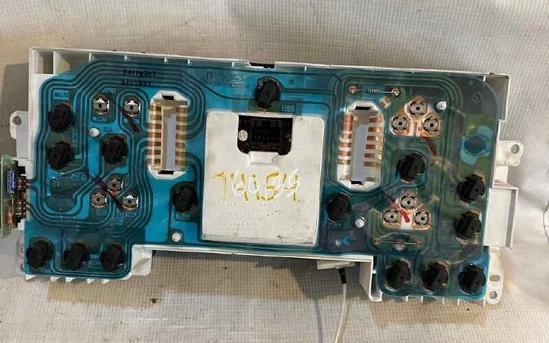 Ford Econoline E-150 1992-1993 cuadro de instrumentos velocímetro OEM Foto 2 de 4