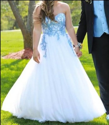 $295 Say Yes To The Prom Dress White 