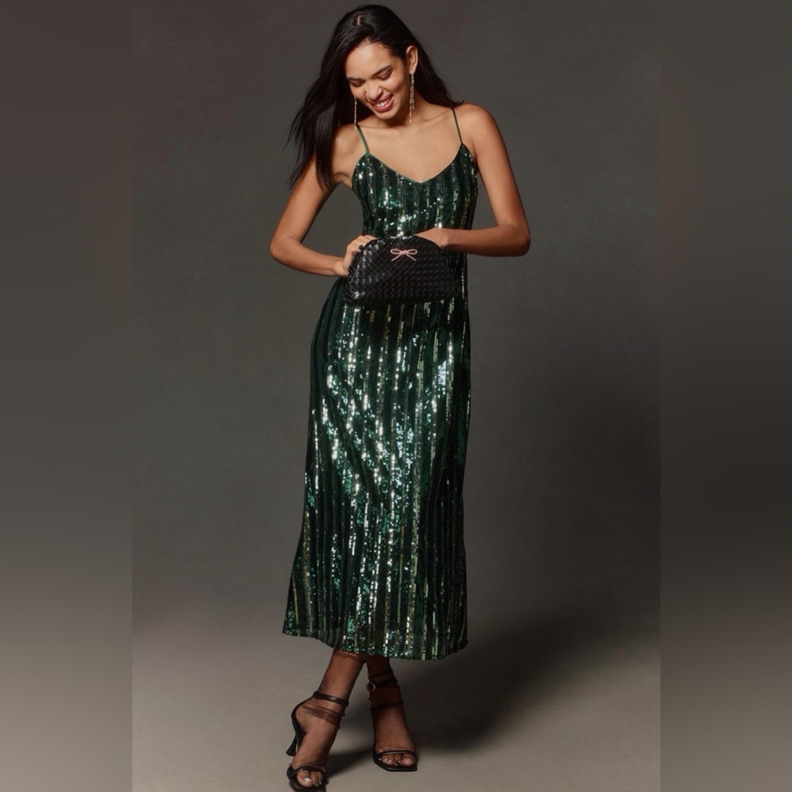 Nuevo con etiquetas Vestido Midi Maeve Sin Mangas Lentejuelas Rayas en Verde Talla Mediana.