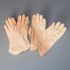  2 VTG Handmade Hand Sewn Dressy Style Women's 9  gloves Ivory Stretchy Small