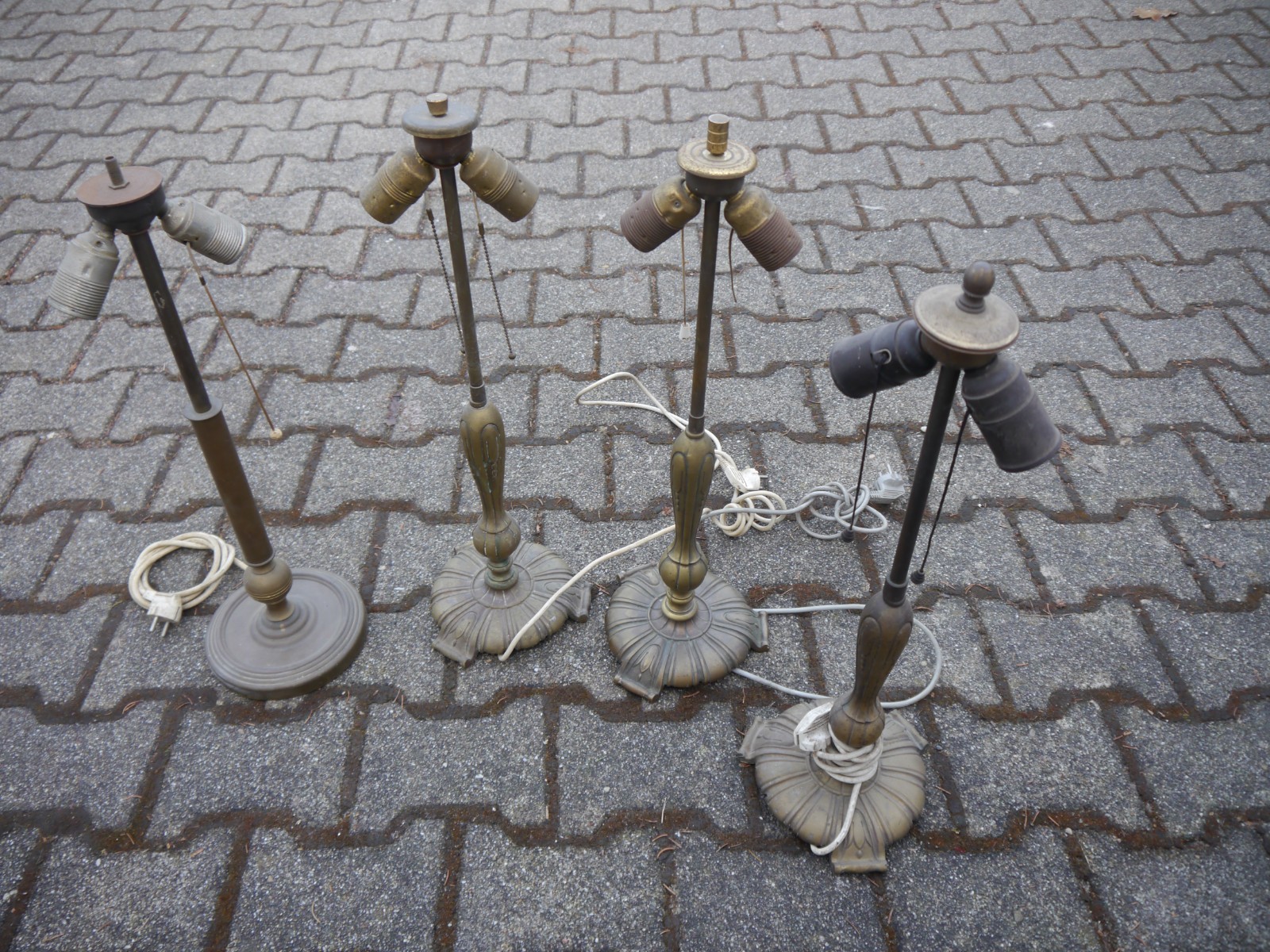 4 Stück Lampenfuss Tischlampe Messing - Jugendstil Art Deco - H 60 cm